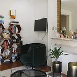 90 M Family Cocoon In The Heart Of Paris